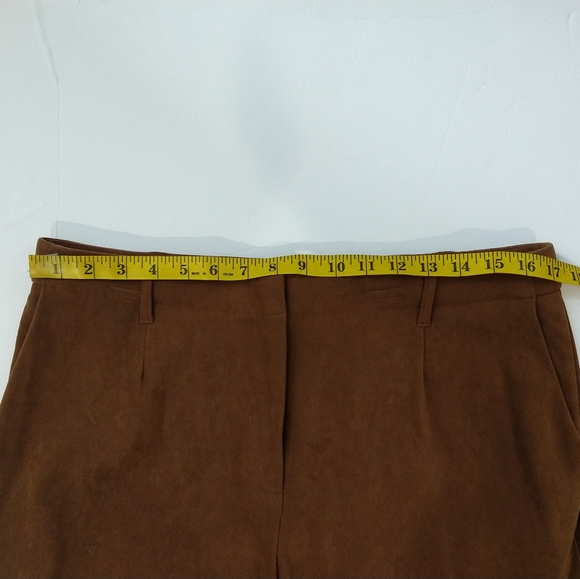 Coldwater creek Faux Suede pants - Picture 9 of 9